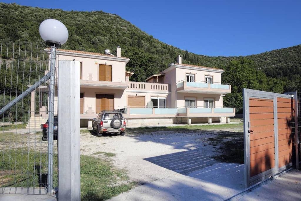 Villa Ligero *
