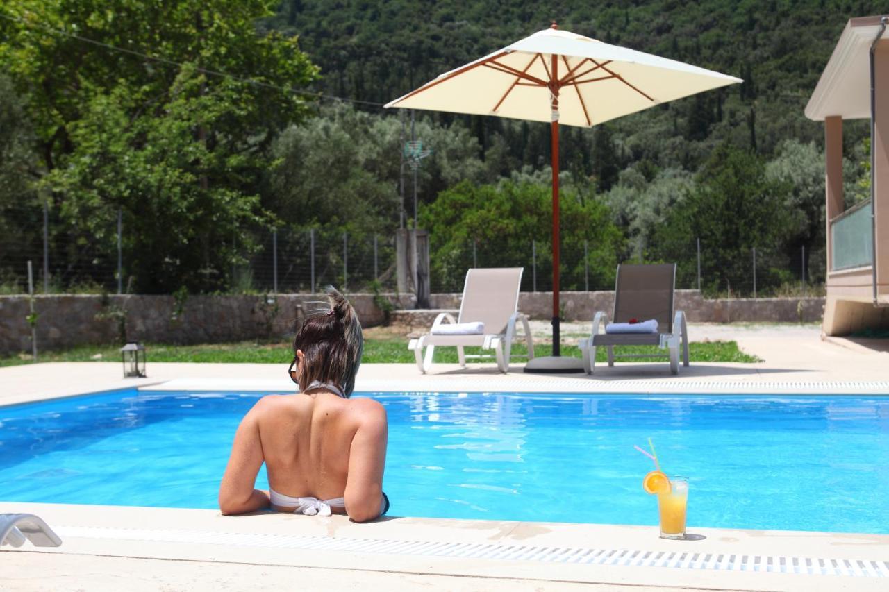 Ligero Agios Christoforos (Lefkada)